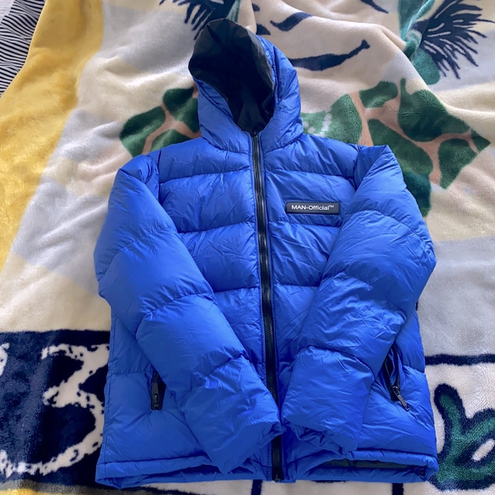 COPY - Blue puffer jacket
